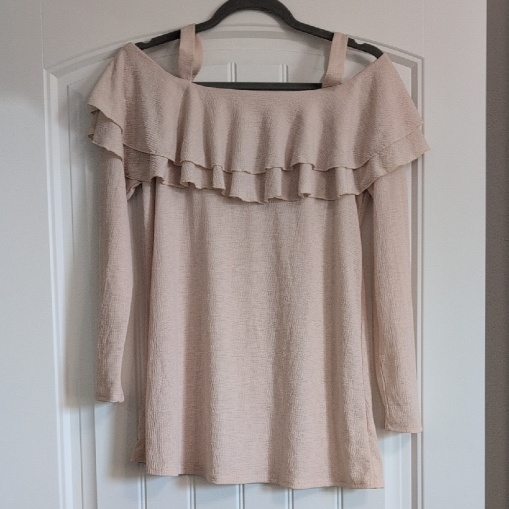 1.4.3. Story by Line Up Blush Ruffle Top